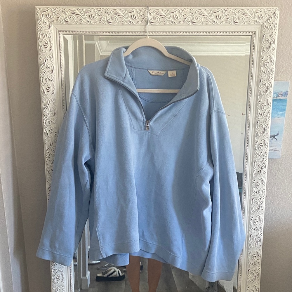 Tommy Bahama Men's Light Blue V-Neck Pullover